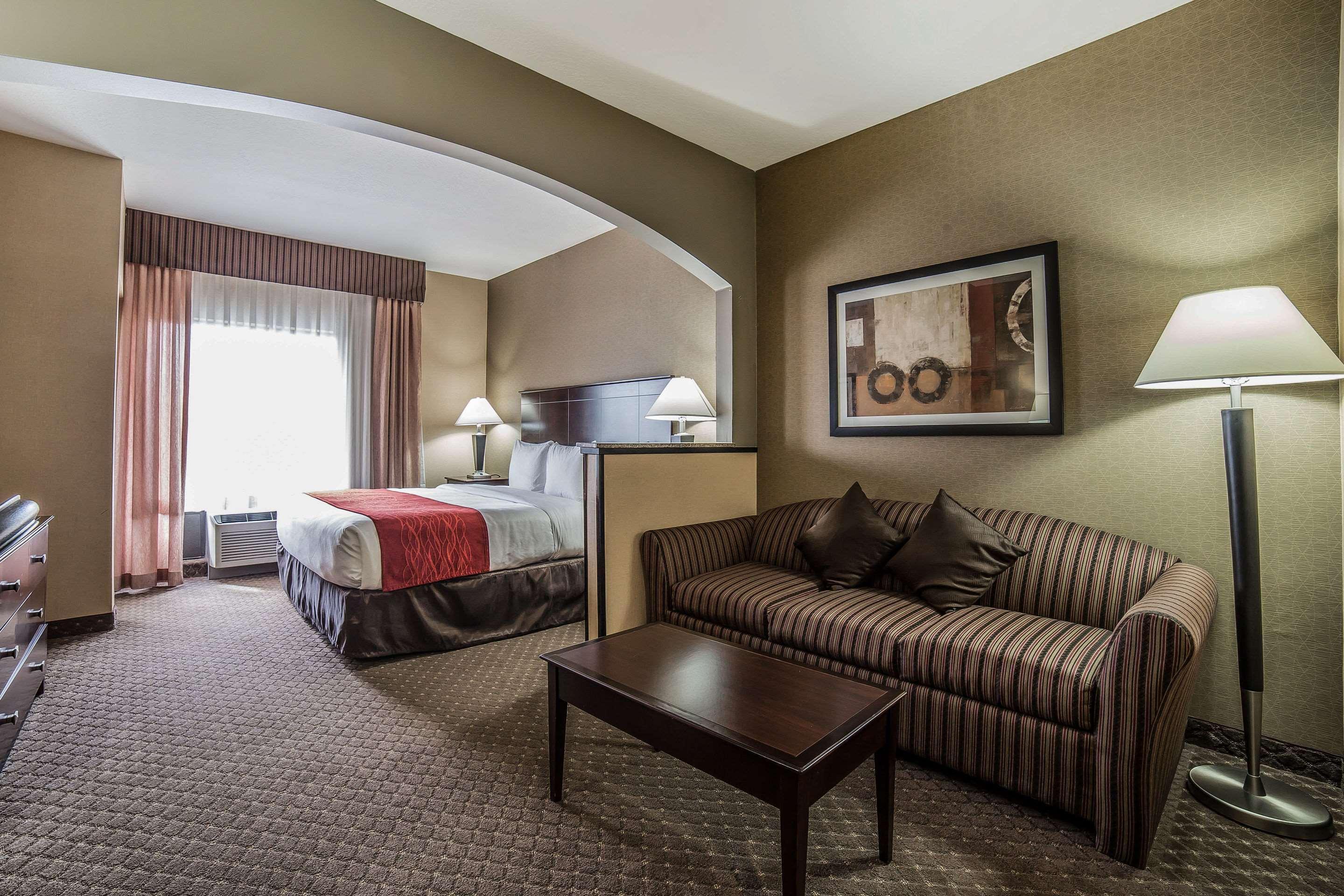 Comfort Suites Ogden Conference Center Экстерьер фото