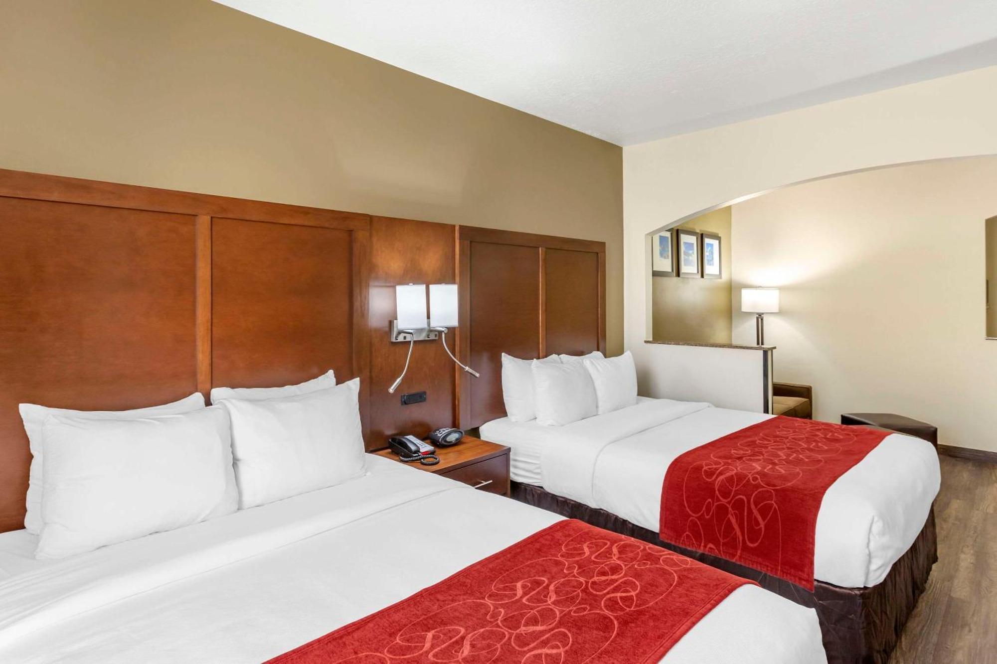 Comfort Suites Ogden Conference Center Экстерьер фото