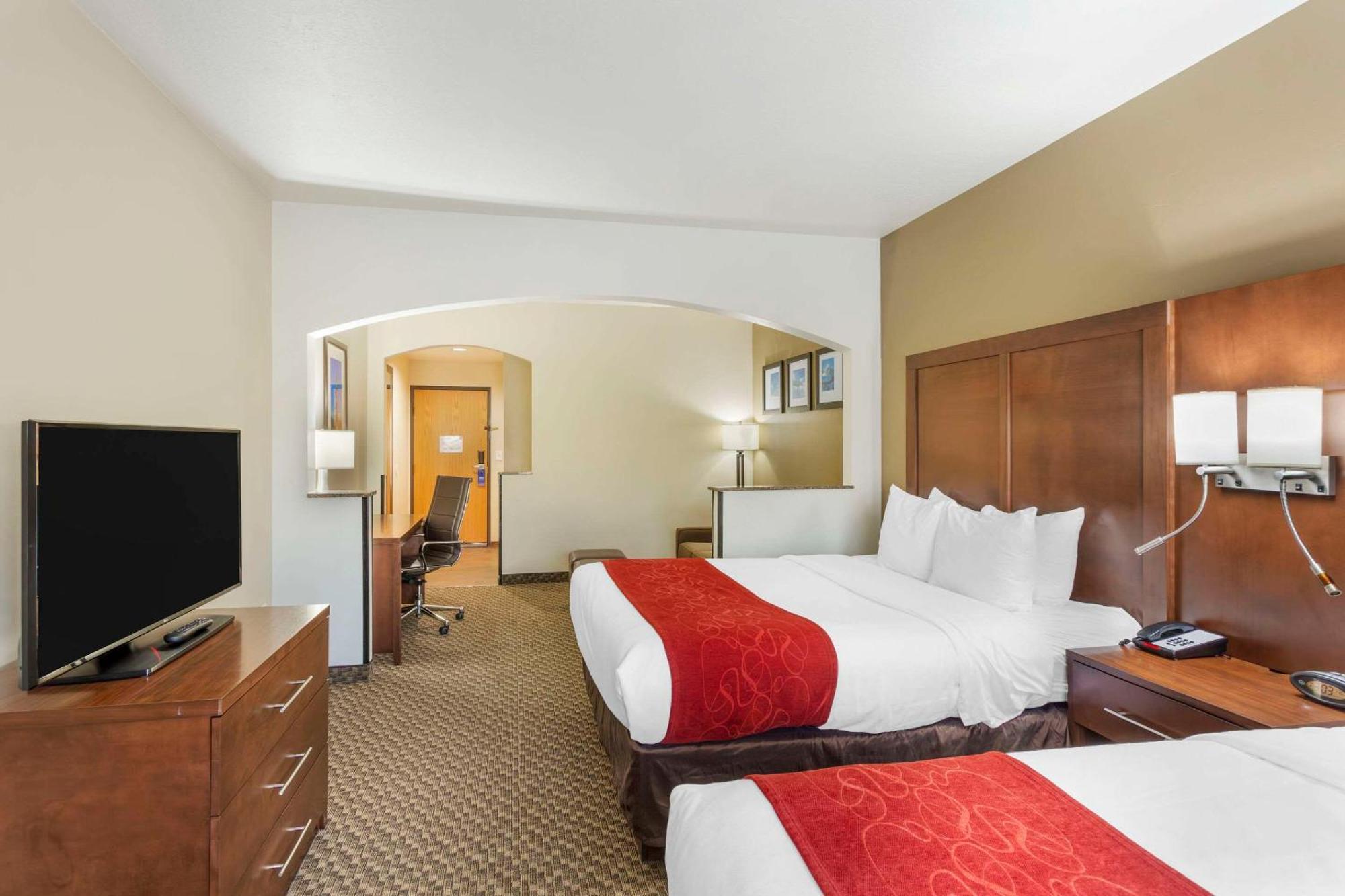 Comfort Suites Ogden Conference Center Экстерьер фото