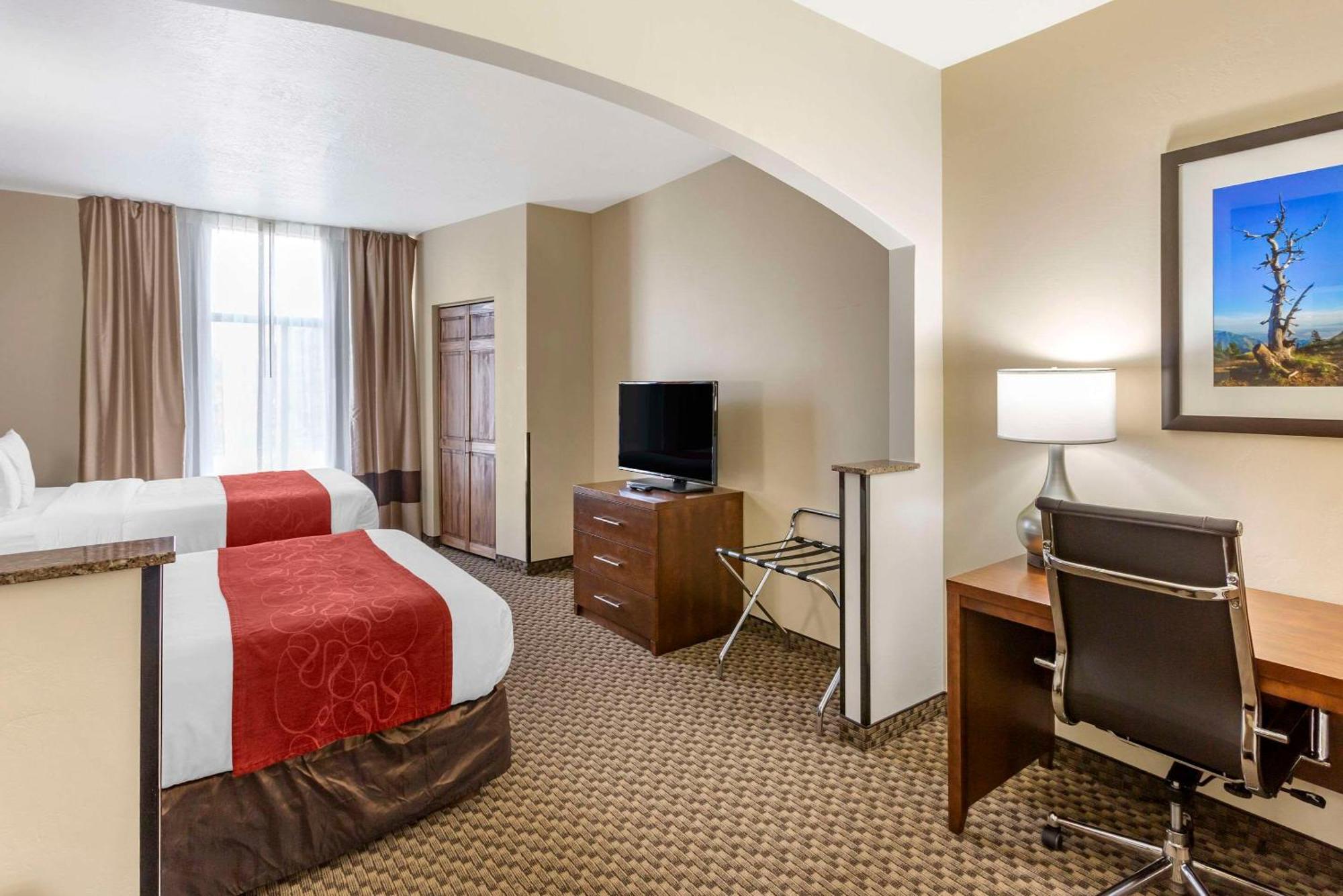 Comfort Suites Ogden Conference Center Экстерьер фото